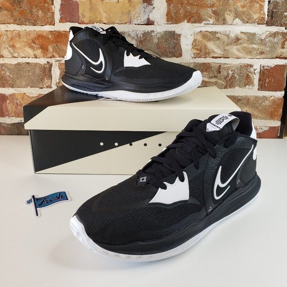 kyrie low with strap